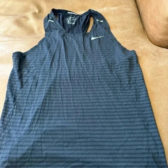 Nike Dri-Fit Sleeveless Miler Running Tank Top Black Mesh Breathable Womens S - Picture 3 of 8